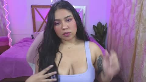 Snapshot of kendra_tay chatting on March 6, 3:46 am kendra online show from March 6, 3:46 am