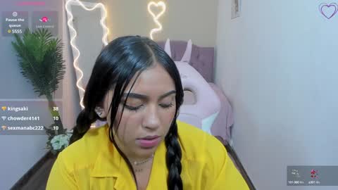 Snapshot of kendra_tay chatting on January 10, 9:23 am kendra online show from January 10, 9:23 am