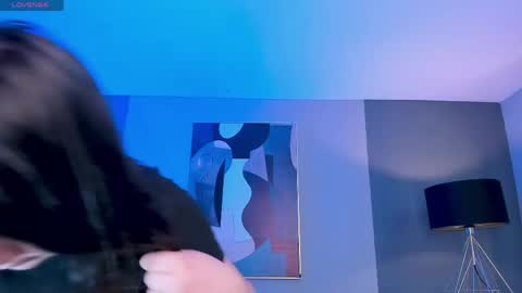  K E N D R A  online show from May 20, 3:14 am
