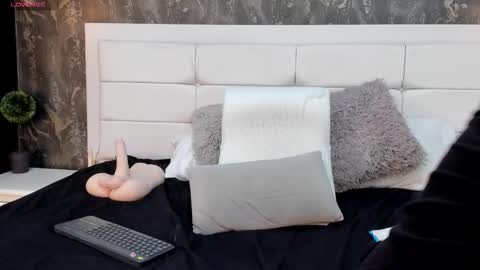 KENDRA online show from September 21, 5:44 pm