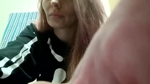 Brat online show from December 1, 5:48 pm