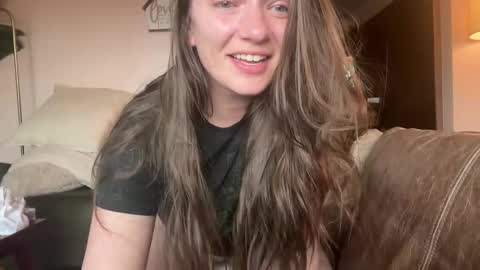 KENNEDY RUSH online show from March 11, 8:33 pm