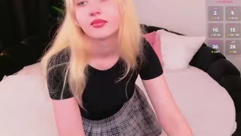 kerry_mell online show from July 6, 2:00 pm