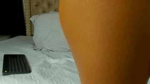 Snapshot of keryhillson chatting on January 15, 12:15 pm Kery Hillson online show from January 15, 12:15 pm