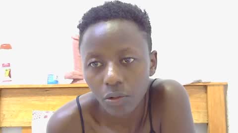 keshleyivy online show from July 28, 7:39 pm
