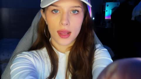 ketlinrous online show from February 6, 1:43 pm