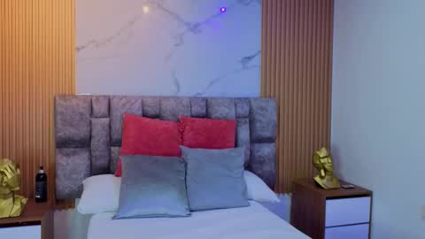 khalifa online show from September 22, 7:34 pm