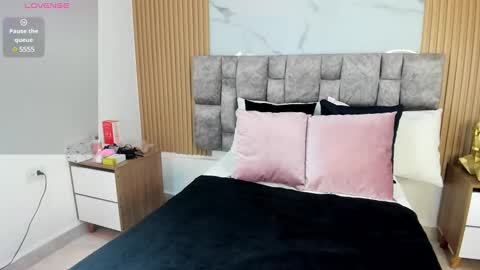 khalifa online show from February 23, 10:59 pm