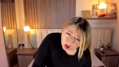 Kharla Marin online show from September 17, 9:46 pm