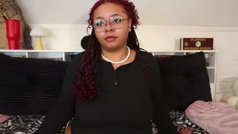 Khaya online show from March 12, 4:31 pm