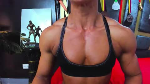    online show from October 4, 7:07 pm