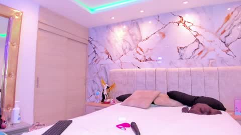    N         M online show from October 31, 11:58 am