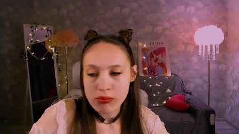 Kiana online show from May 18, 8:15 pm