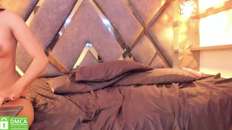 kiara_velvet__ online show from November 5, 4:18 am