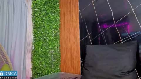 Kiara Zahiri online show from November 12, 10:57 am