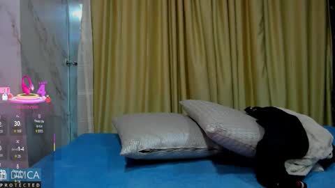 Snapshot of kiara_zahiri_ chatting on September 24, 11:09 am Kiara Zahiri online show from September 24, 11:09 am