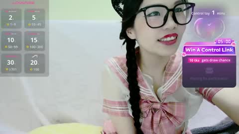 Kiki online show from June 5, 3:29 pm