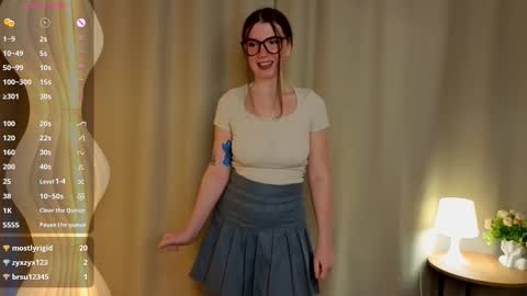 ZofiaLiya online show from November 29, 7:01 am