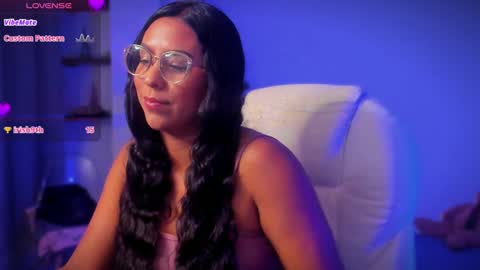 Alejandra  online show from December 19, 11:25 pm