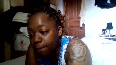 lolo online show from July 6, 8:08 am