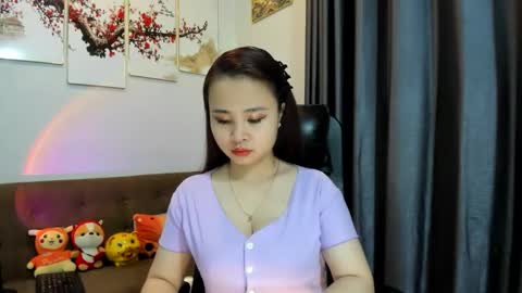 Kim online show from March 18, 7:46 am