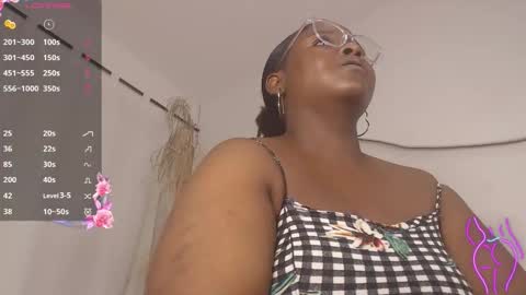 Kim  Follow me please online show from February 1, 2:43 am