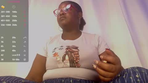 Kim  Follow me please online show from March 4, 2:40 am