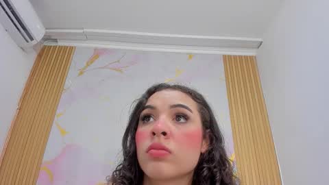 Snapshot of kim_lennon chatting on October 9, 8:35 pm K I M online show from October 9, 8:35 pm