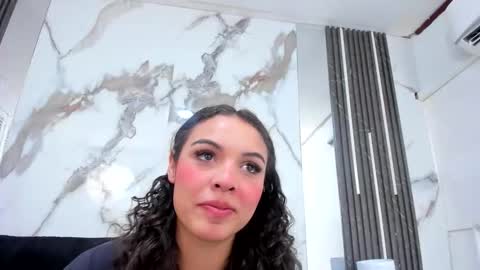 Snapshot of kim_lennon chatting on October 6, 8:13 pm K I M online show from October 6, 8:13 pm