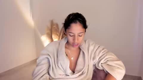 Kim Murphy online show from September 11, 1:55 pm