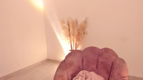 Kim Murphy online show from March 8, 1:15 pm