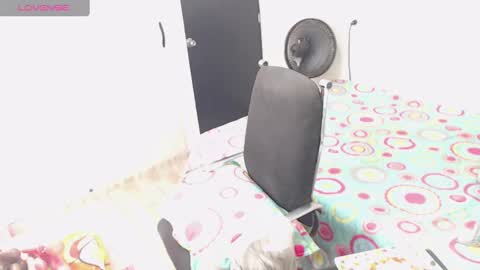 Anita. online show from February 7, 2:19 am