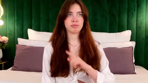 Kimberly online show from July 13, 3:57 pm