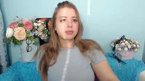 kimberly_mm online show from December 5, 7:49 am