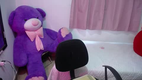 Kim online show from November 4, 11:48 am