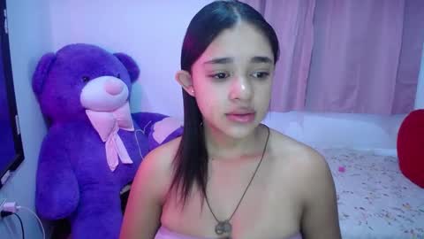 Snapshot of kimberly_slim chatting on September 13, 12:35 pm Kim online show from September 13, 12:35 pm