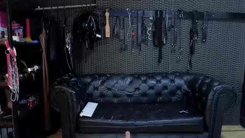  KIMBERLY SWAN  online show from October 11, 12:26 am