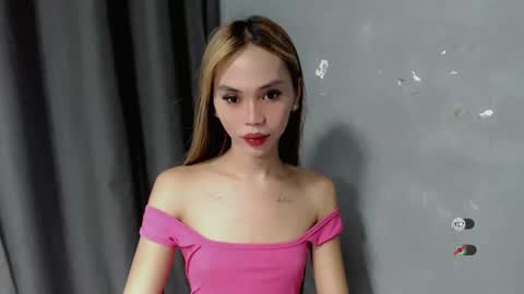 Snapshot of kimberly_tart chatting on February 3, 1:09 am Kimberly online show from February 3, 1:09 am