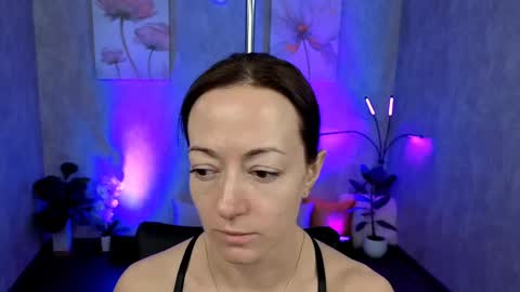 Snapshot of kimberlyray777 chatting on February 22, 12:19 pm Kimberly online show from February 22, 12:19 pm