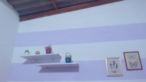 Kim  online show from March 3, 7:09 pm