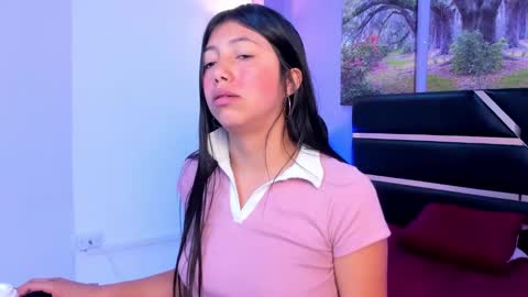 Kimberly Villalobos online show from February 13, 12:32 pm