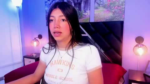 Kimberly Villalobos online show from February 19, 11:38 am