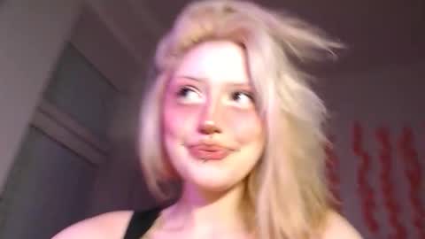 Kimi online show from April 16, 9:39 pm