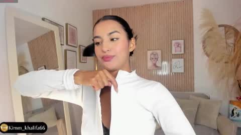 Snapshot of kimm_khalifa chatting on March 10, 9:40 pm Kim online show from March 10, 9:40 pm