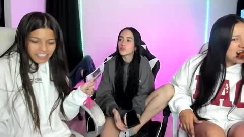 kimmi online show from January 11, 11:46 pm