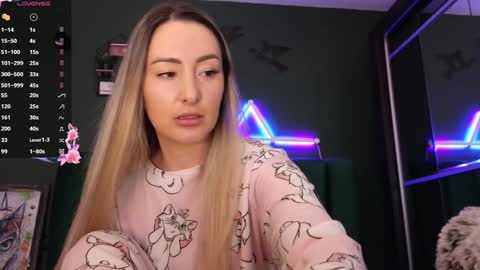 Snapshot of kimmie_ chatting on January 17, 6:12 pm Kimmie online show from January 17, 6:12 pm