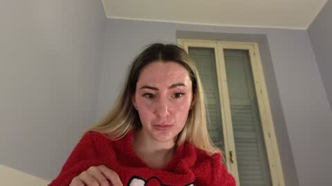 Snapshot of kimmie_ chatting on December 29, 8:26 pm Kimmie online show from December 29, 8:26 pm