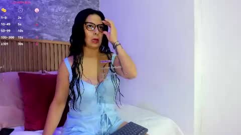 Kimmy online show from June 25, 11:56 am
