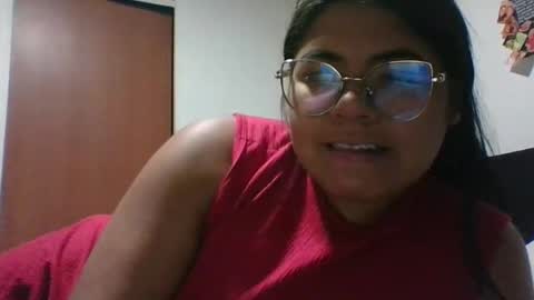 Snapshot of kimmy_kimmy_ chatting on March 1, 11:04 pm Kimmy online show from March 1, 11:04 pm