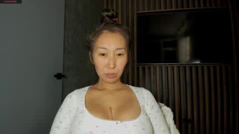 Kimmy online show from February 12, 8:21 pm